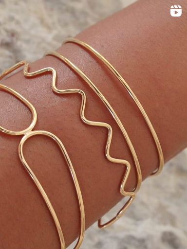 Bracelete Coração Ajustável Folheado a Ouro - Ideal para Todas as Ocasiões