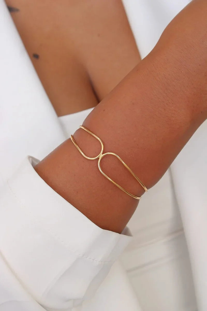 Bracelete Coração Ajustável Folheado a Ouro - Ideal para Todas as Ocasiões