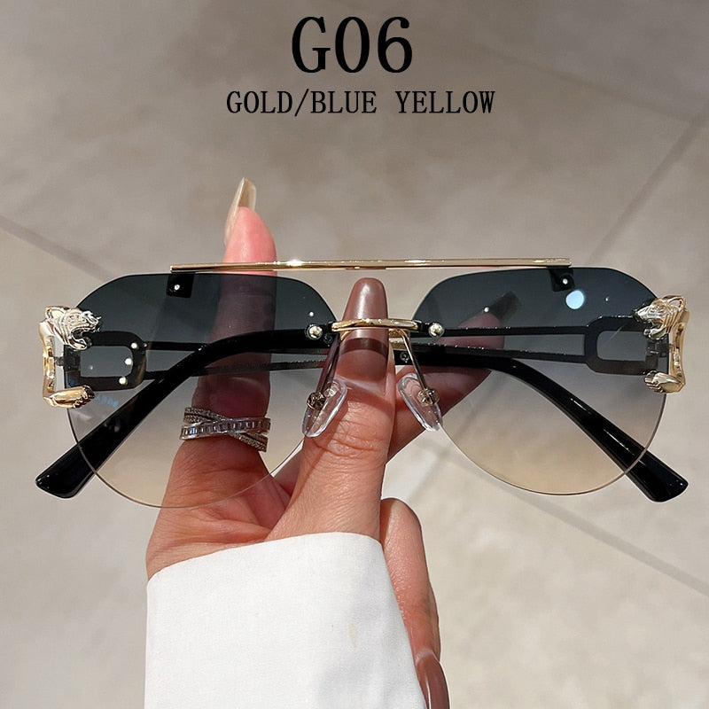 Óculos de Sol Feminino Armação Dourada