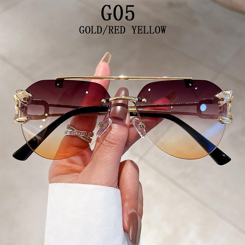 Óculos de Sol Feminino Armação Dourada