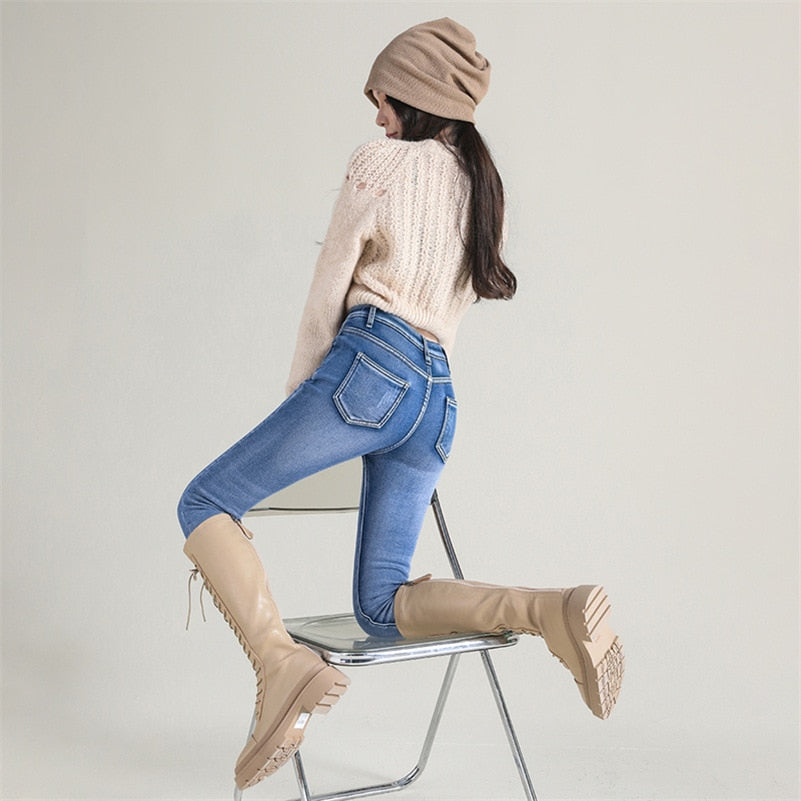 Calça Jeans Feminina de Stretch Forrada com Pelúcia