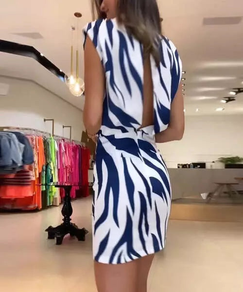 Vestido Feminino Curto Estampado Abertura nas Costas